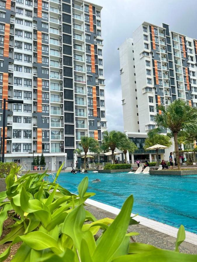Timurbay By Irish Studio Suite Seaview Wifi Netflix Kuantan Dış mekan fotoğraf