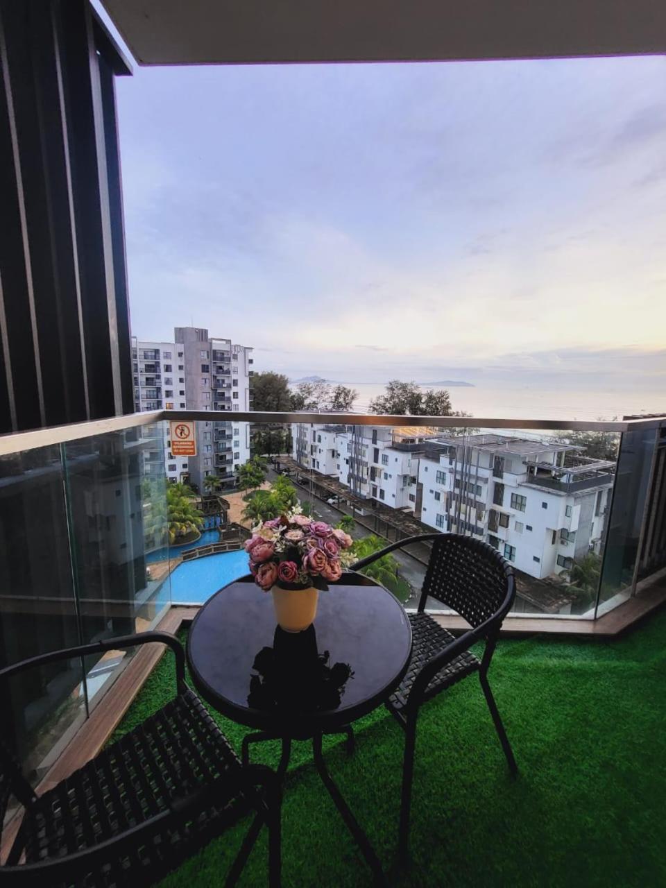 Timurbay By Irish Studio Suite Seaview Wifi Netflix Kuantan Dış mekan fotoğraf